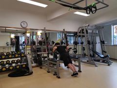 -中田健身工作室(莘庄地铁站店)