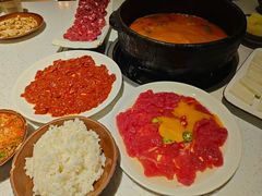 -贵府酸汤牛肉火锅·贵州老字号(飞山街店)