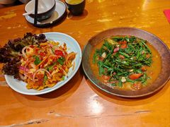 -老滇山寨•云南特色菜•地方菜•民族风情歌舞表演(金碧店)