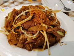 -新大咀港式茶餐厅(宝山万达店)