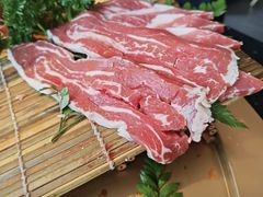 -铭牛烧肉·和牛海鲜自助(高新月牙湖店)