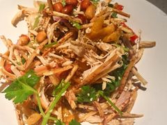 -江渔儿酸菜鱼专门店(明珠广场店)