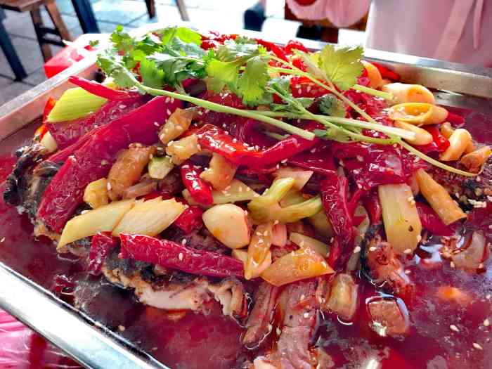 瓦缸烤鱼(周家坝心连心广场店)-"烤鱼就在心连心广场门面不算大在这是