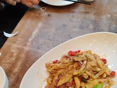 -一楼食业·美食人家