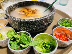 都想吃牛肉米线-浩海火烧云傣家菜(蓝港店)