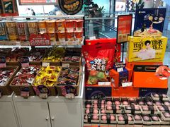 零售区-来伊份(金港大道二店)
