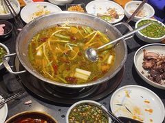 -小饕荟雅安贡椒鱼鲜馆(广福桥店)