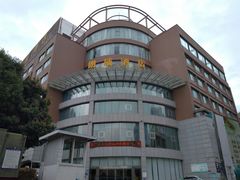 -昆明朗威酒店(昆明站火车站双桥夜市风情街店)