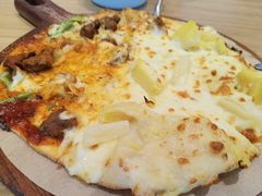 爆果肉金枕榴莲拼孜然牛肉-乐凯撒披萨(国威电子商务大厦店)