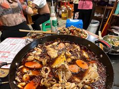 -鸿顺老铁锅美蛙鱼府(解放碑店)