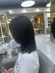 -虫二·专注健康烫染沙龙