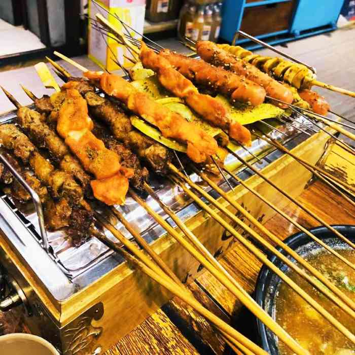 锦州小国凤爪烧烤(河东店)-"休息一天非常的忙碌…刚刚忙好作业事宜