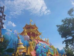 -七彩云南欢乐世界