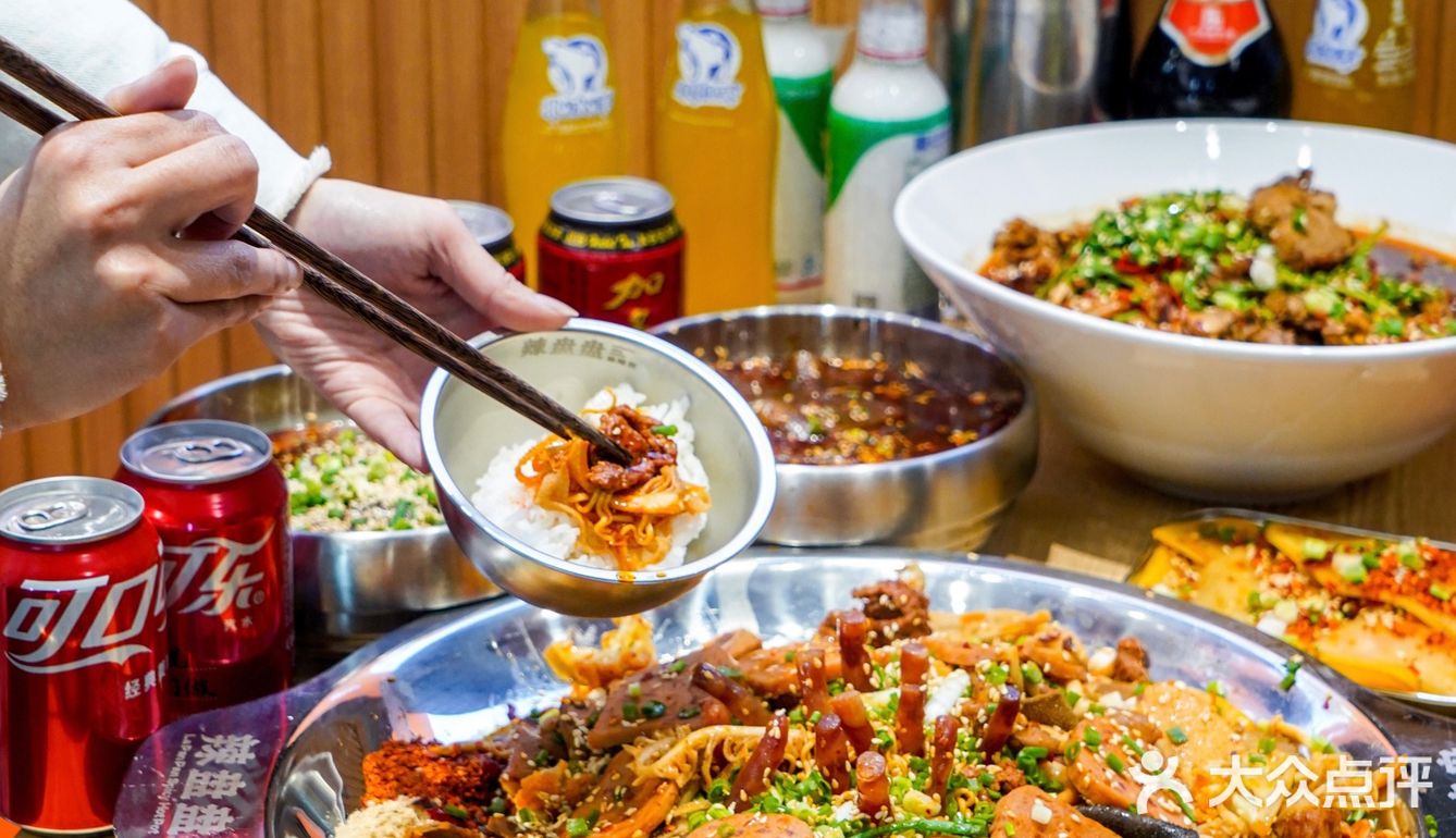 🚦街边招牌美食、公司旁边的麻辣烫香的遭不住‼️