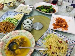-天天向上素食餐厅(五台山店)