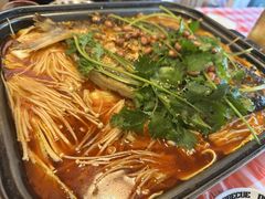-東豫狼烧烤. 碳火烤鱼. 小龙虾(上海首店)