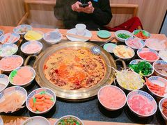 -周小明火锅(黑金冠社区店)