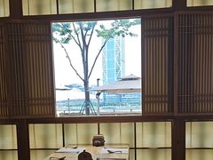 -蟹家大院 · 独揽江景(滨江店)