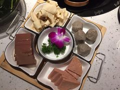 京韵四合院-京韵胡同·酱香羊蝎子火锅涮肉(长寿路店)