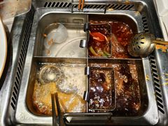 -海底捞火锅鲜切牛肉主题店(长寿路店)