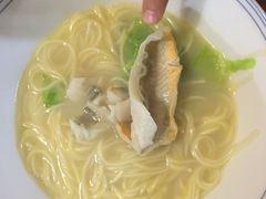 -快乐海鲜城(虎泉街店)