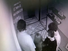 -YOGO优果密室逃脱(新佳丽广场店)