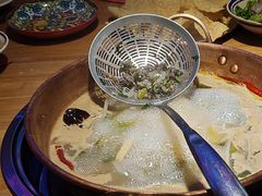 -洱火云南酸菜牛肉火锅(石景山当代商城店)