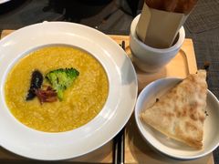 -杭州逸酒店(西湖武林店)