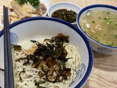 -禧凰·老上海白斩鸡辣肉面店