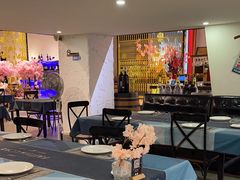 -又见马甲M8融合西餐厅(体育中心店)