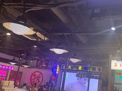 -马路牙子烧烤音乐酒馆(望京店)