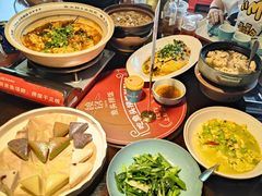 -魏铭鱼头捞饭(晋阳路店)