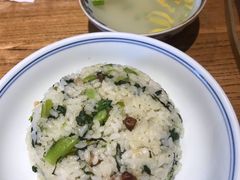 -新梅华·茶点餐厅(欧尚店)