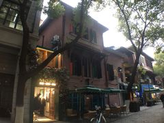 -黎黄陂路街头博物馆
