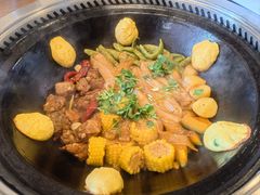 -万里闯关东铁锅炖菜馆(吉林大路店)