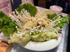 -霄汉牛三鲜湖北砂锅菜(万松园2店)