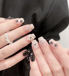 -H12 STAR日式美甲美睫专门店