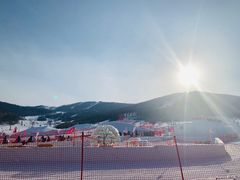 -中旅松花湖滑雪场
