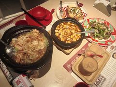 金蒜鲜虾现焗粉丝煲-避风塘(宝山万达店)