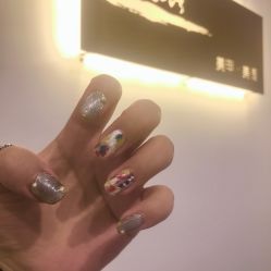 -海豚湾美甲美睫店