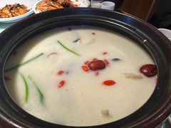 -老阿爸鲜鱼土菜(园区永旺店)
