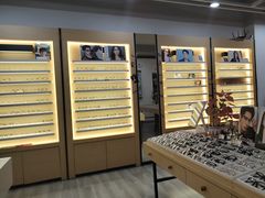 -康利眼镜·蔡司战略合作店(龙泉书房店)