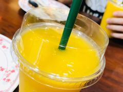 -Dang restaurant (patong phuket)