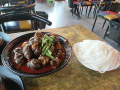 -老闵田螺馆·南昌特色小炒(梦时代店)