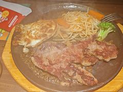 -豪享来牛排(人民店)