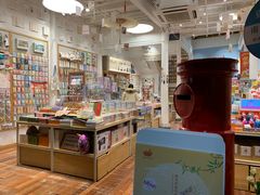 -猫的天空之城概念书店(杭州南宋御街店)