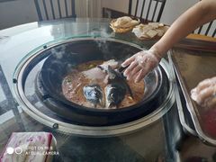 柴锅炖水库鱼-姥家大锅台水库渔家