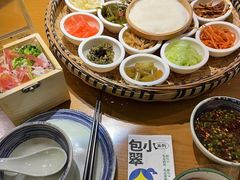 -包整·丝娃娃(一览甲秀楼风景店)