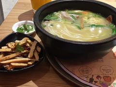 -妈妈故事米线(市府恒隆店)
