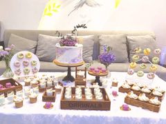 -Fridi Patisserie Cafe